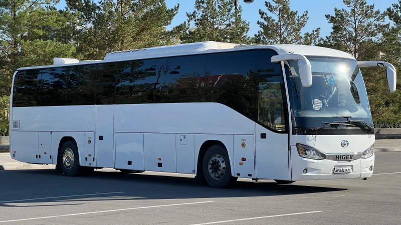 Higer 54 seats