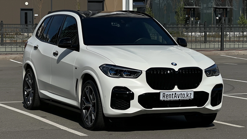 BMW X5M 2024