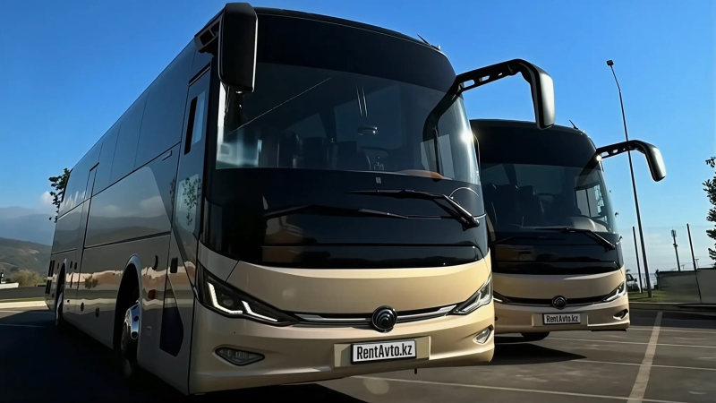 Youtong 52 seats